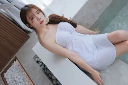 Rina / momorina / rinajvlog nude photo #0016