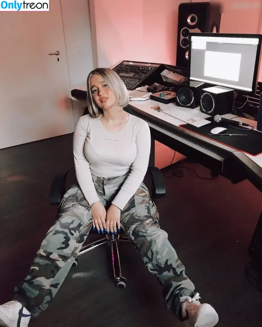 Rina nude photo #0482 (momorina / rinajvlog)
