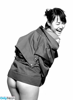 Rinko Kikuchi / rinkokikuchi nude photo #0042