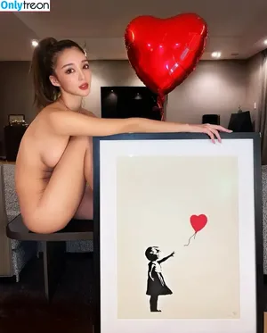 Riregram nude photo #0007