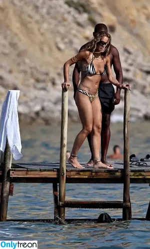 Rita Ora / ritaora / ritaoraeu nude photo #5188