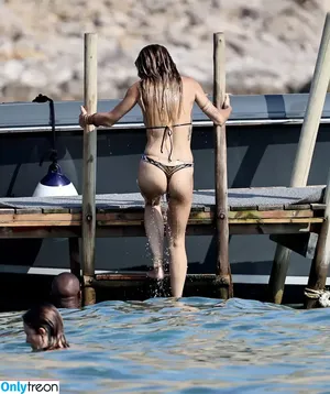 Rita Ora / ritaora / ritaoraeu nude photo #5238
