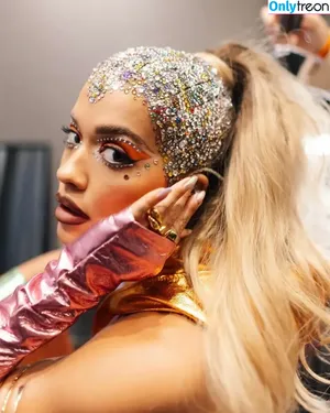 Rita Ora / ritaora / ritaoraeu nude photo #5299