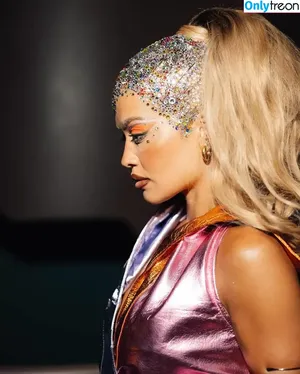 Rita Ora / ritaora / ritaoraeu nude photo #5300