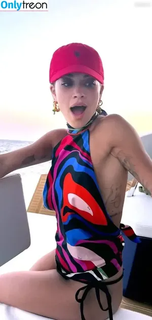 Rita Ora / ritaora / ritaoraeu nude photo #5473