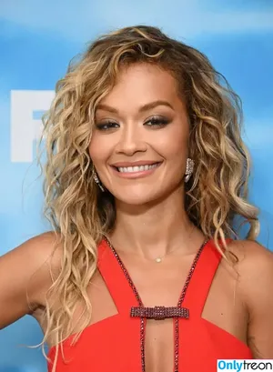 Rita Ora / ritaora / ritaoraeu nude photo #5676