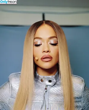 Rita Ora / ritaora / ritaoraeu nude photo #5685