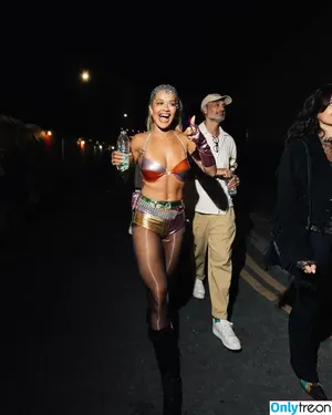Rita Ora / ritaora / ritaoraeu nude photo #5768