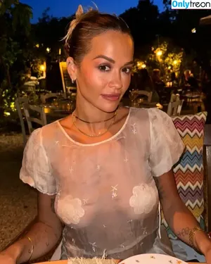 Rita Ora / ritaora / ritaoraeu nude photo #5770