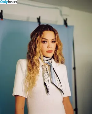 Rita Ora / ritaora / ritaoraeu nude photo #5787