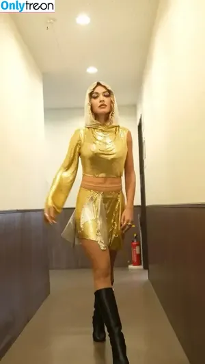 Rita Ora / ritaora / ritaoraeu nude photo #5793