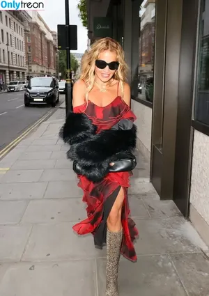 Rita Ora / ritaora / ritaoraeu nude photo #5812