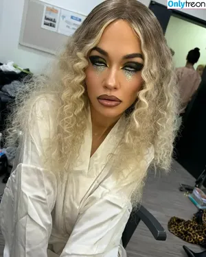 Rita Ora / ritaora / ritaoraeu nude photo #5832