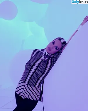 Rita Ora / ritaora / ritaoraeu nude photo #5894