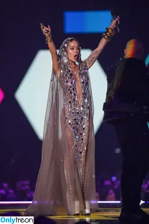 Rita Ora / ritaora / ritaoraeu nude photo #5973