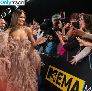 Rita Ora / ritaora / ritaoraeu nude photo #5981