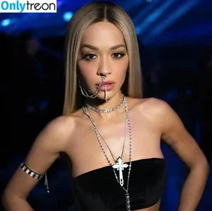 Rita Ora / ritaora / ritaoraeu nude photo #5998