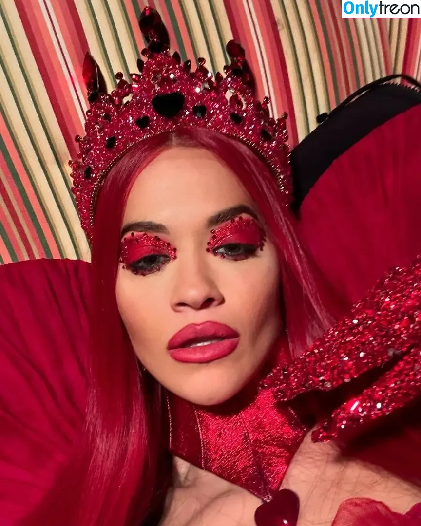 Rita Ora nude photo #5177 (ritaora / ritaoraeu)
