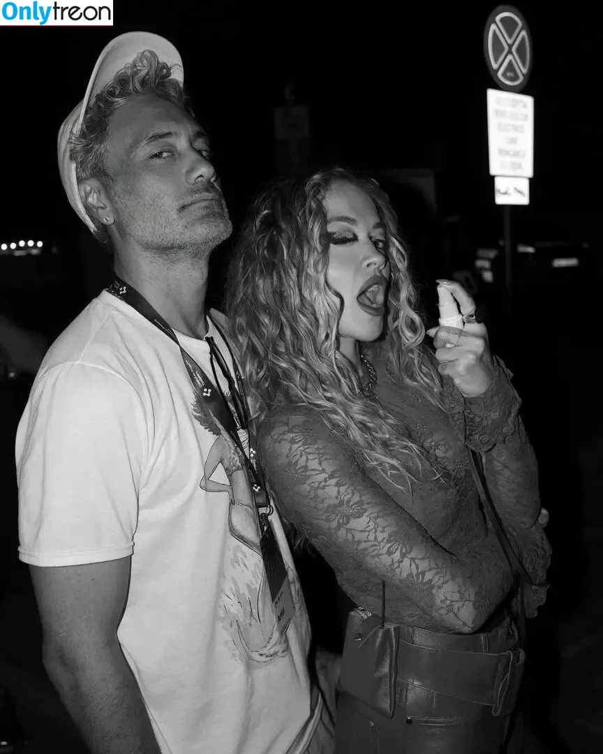 Rita Ora nude photo #5183 (ritaora / ritaoraeu)