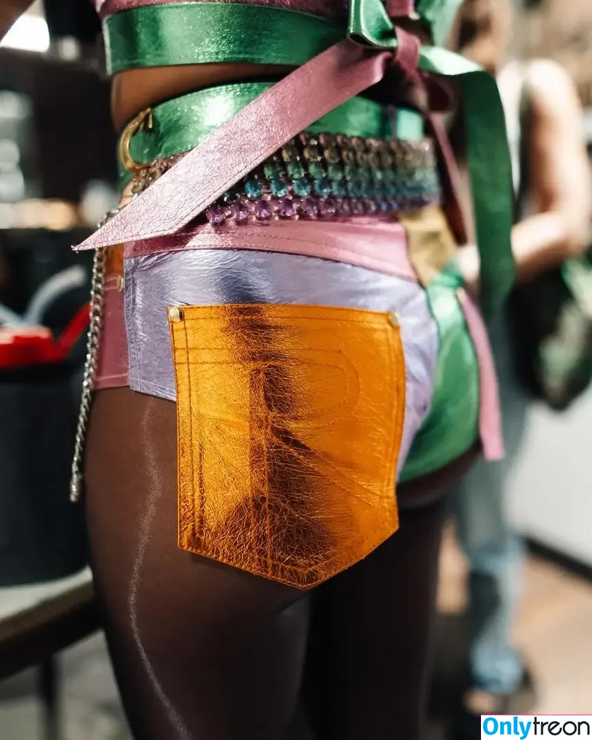 Rita Ora nude photo #5295 (ritaora / ritaoraeu)