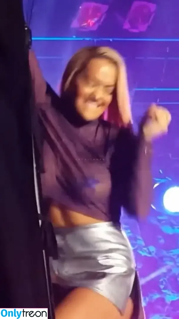Rita Ora nude photo #5485 (ritaora / ritaoraeu)