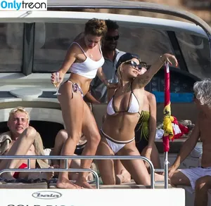 Rita Ora / ritaora / ritaoraeu nude photo #6051