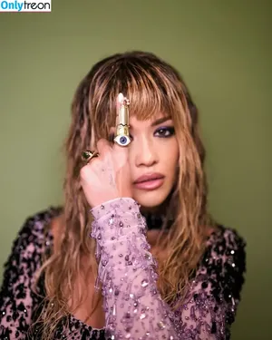 Rita Ora / ritaora / ritaoraeu nude photo #6054