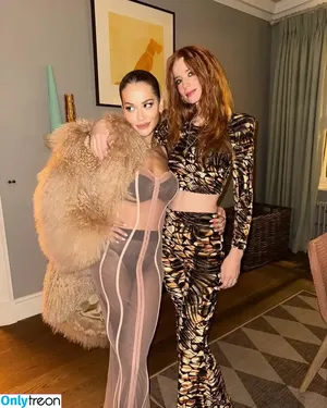 Rita Ora / ritaora / ritaoraeu nude photo #6108