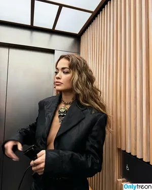 Rita Ora / ritaora / ritaoraeu nude photo #6129