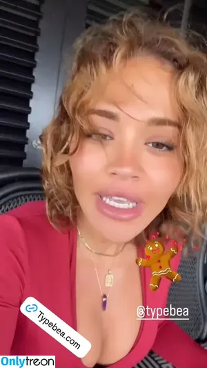 Rita Ora / ritaora / ritaoraeu nude photo #6238
