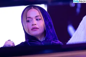 Rita Ora / ritaora / ritaoraeu nude photo #6279