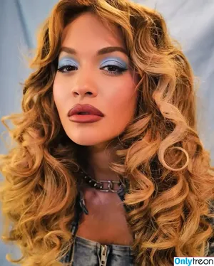 Rita Ora / ritaora / ritaoraeu nude photo #6834
