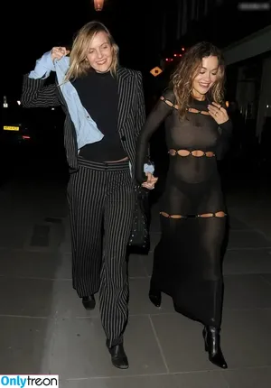 Rita Ora / ritaora / ritaoraeu nude photo #6862