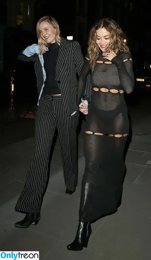 Rita Ora / ritaora / ritaoraeu nude photo #6868