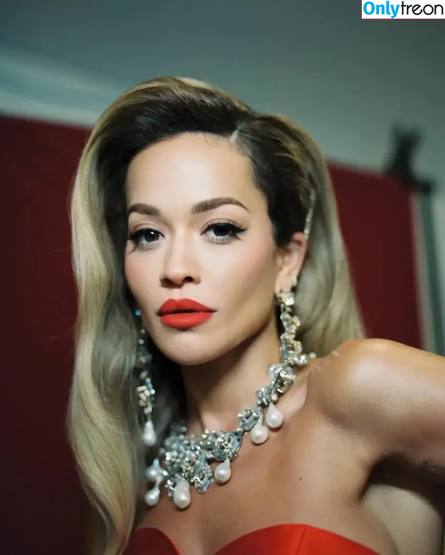 Rita Ora nude photo #6110 (ritaora / ritaoraeu)