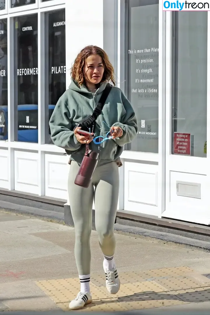 Rita Ora nude photo #6920 (ritaora / ritaoraeu)