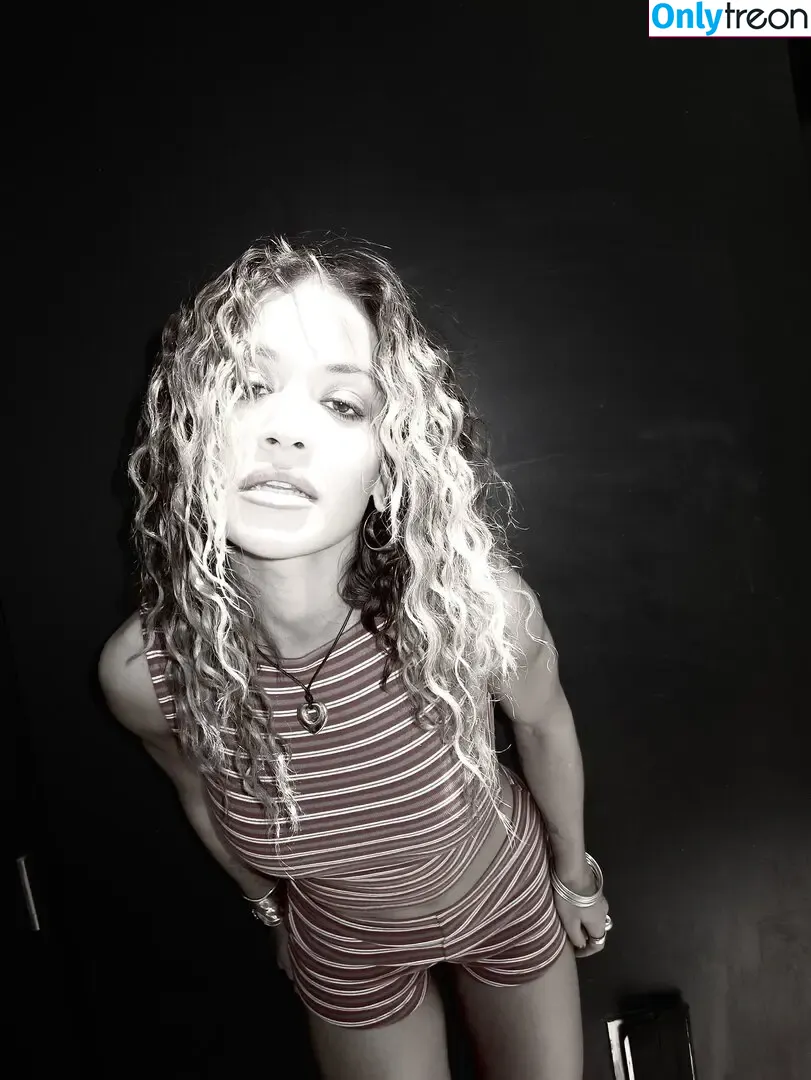 Rita Ora nude photo #6957 (ritaora / ritaoraeu)