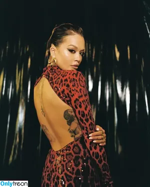Rita Ora / ritaora / ritaoraeu nude photo #7003