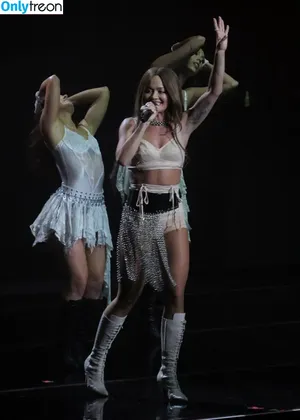 Rita Ora / ritaora / ritaoraeu nude photo #7054
