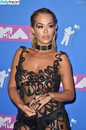 Rita Ora / ritaora / ritaoraeu nude photo #7105