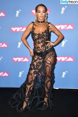 Rita Ora / ritaora / ritaoraeu nude photo #7110