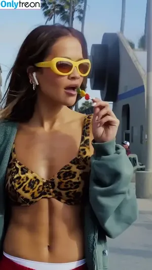 Rita Ora / ritaora / ritaoraeu nude photo #7170