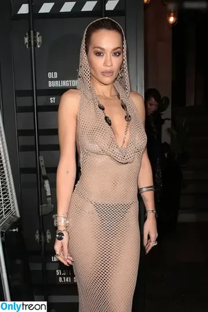 Rita Ora / ritaora / ritaoraeu nude photo #7203