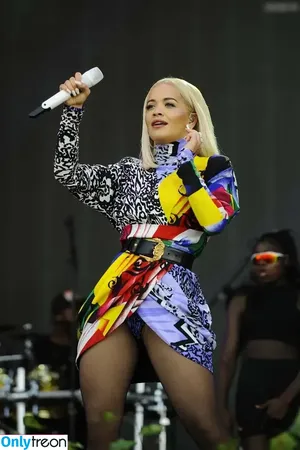 Rita Ora / ritaora / ritaoraeu nude photo #7416
