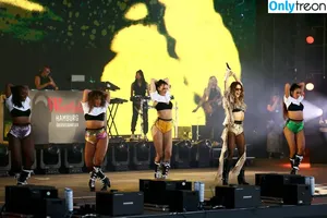 Rita Ora / ritaora / ritaoraeu nude photo #7457