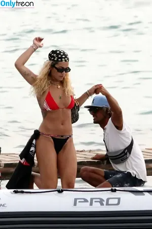 Rita Ora / ritaora / ritaoraeu nude photo #7618