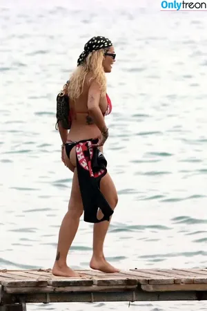 Rita Ora / ritaora / ritaoraeu nude photo #7623