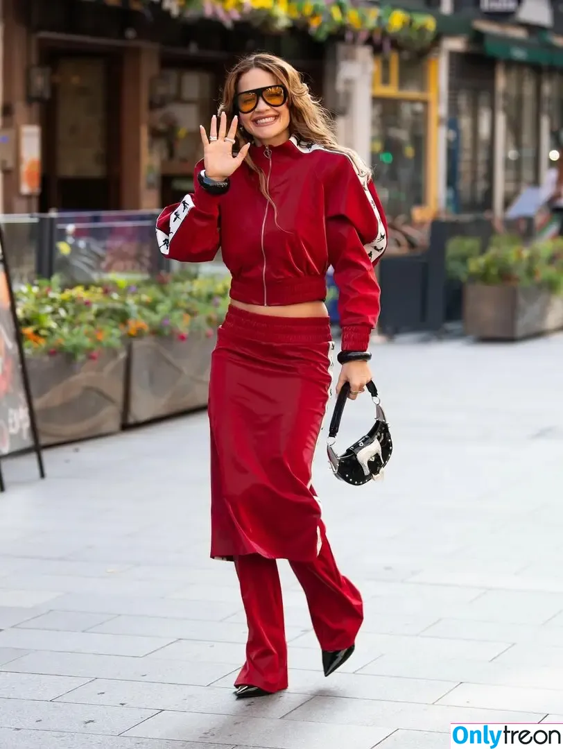 Rita Ora nude photo #7365 (ritaora / ritaoraeu)