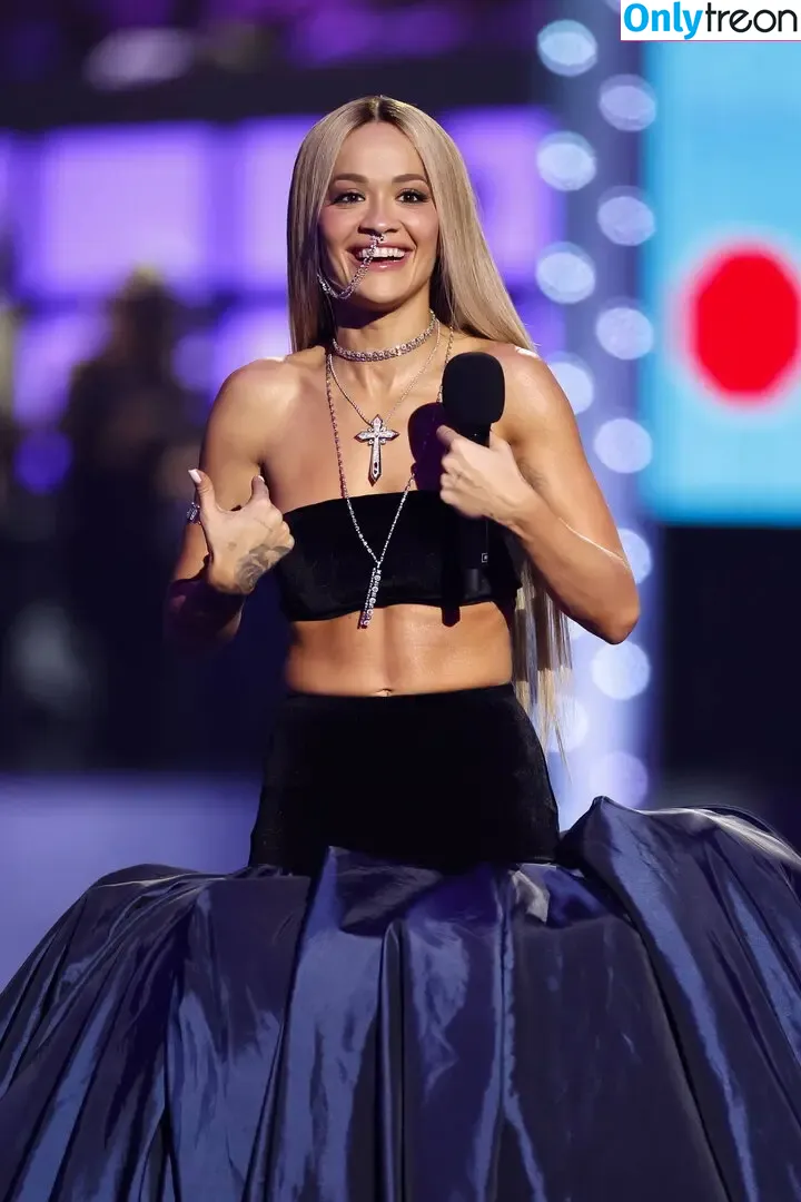 Rita Ora nude photo #7569 (ritaora / ritaoraeu)