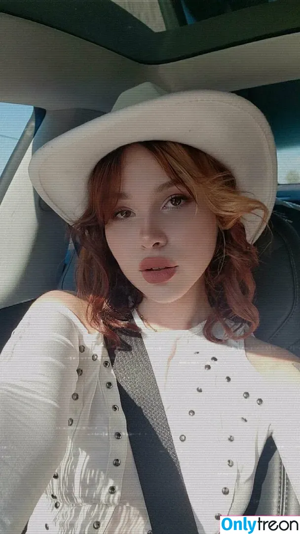 Rita Stark nude photo #0011 (RitaLolita / brattyrita / gwenfaerie / rita.stark / ritastark)